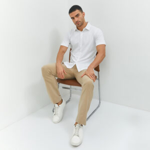 Jobb Endive Kemeja Pria Lengan Pendek Slim Fit Putih