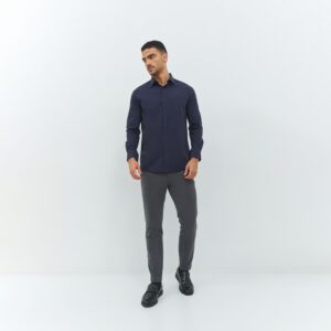 Jobb Ortega Kemeja Pria Lengan Panjang Slim Fit Navy