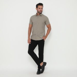 Jobb Yorke Kemeja Pria Lengan Pendek Slim Fit Khaki