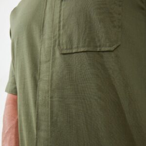 Jack Nicklaus Cash Kemeja Pria Lengan Pendek Regular Fit Olive