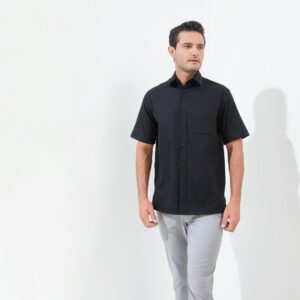Jack Nicklaus Finnick Kemeja Pria Lengan Pendek Regular Fit Black