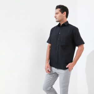 Jack Nicklaus Finnick Kemeja Pria Lengan Pendek Regular Fit Black