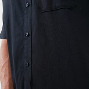 Jack Nicklaus Finnick Kemeja Pria Lengan Pendek Regular Fit Black