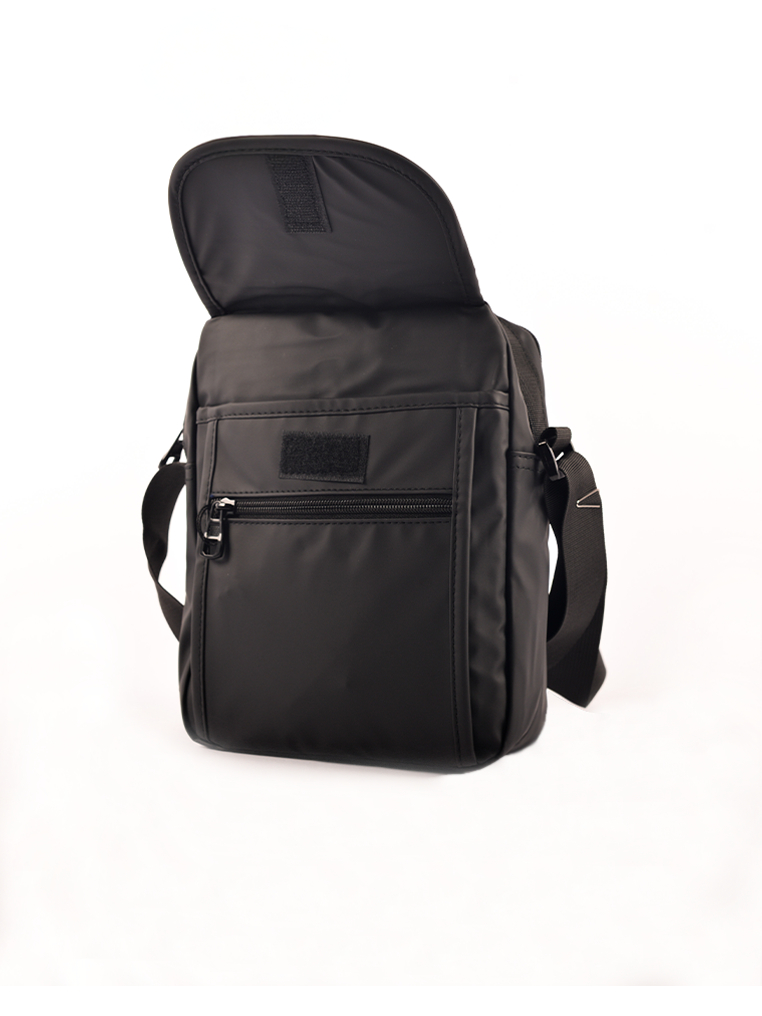 Grandir Tas Selempang Sling Bag Pria Black 0912832601BLA - Image 6