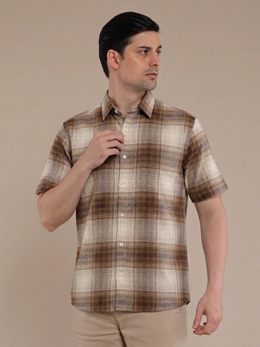 M2menstyle Kemeja Flanel Pria Lengan Pendek Cream Tan - Image 4