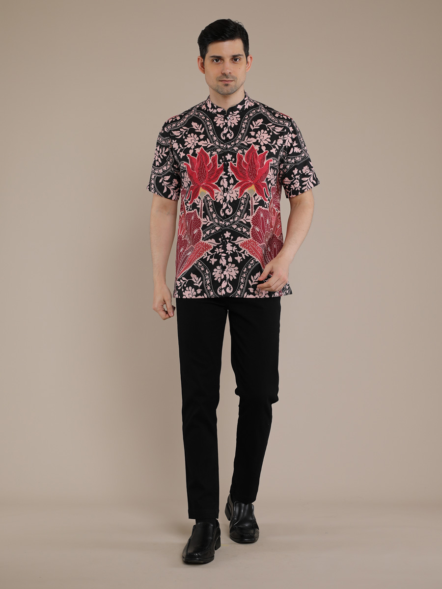 M2menstyle Kemeja Pria Lengan Pendek Batik Pekalongan Babah Hitam Merah - Image 2