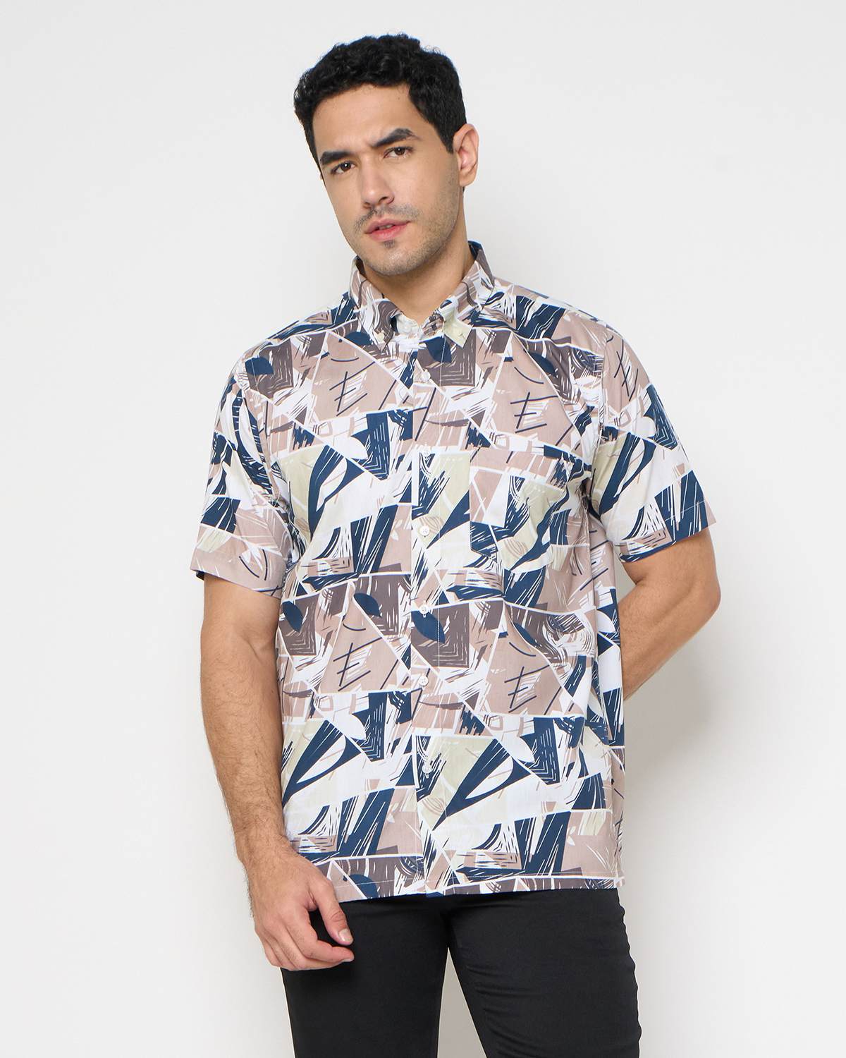 Gianni Visentin Kemeja Pria Lengan Pendek Regular Fit Pink Print - 9097 - Image 4
