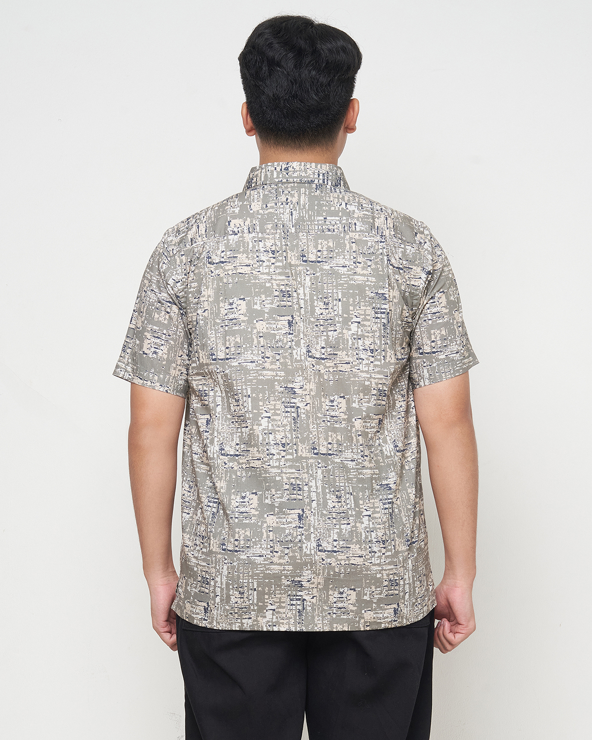 Gianni Visentin Kemeja Pria Lengan Pendek Regular Fit Print Grey - 9098 - Image 2