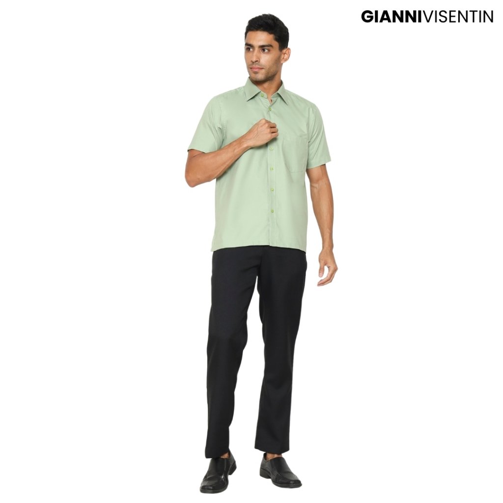 Gianni Visentin Kemeja Oxford Lengan Pendek Pria Regular Fit - Hijau Daun - 9066 - Image 4