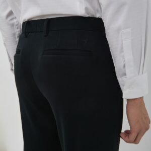 Jobb Velasco-B Celana Panjang Modern Slim Fit Hitam