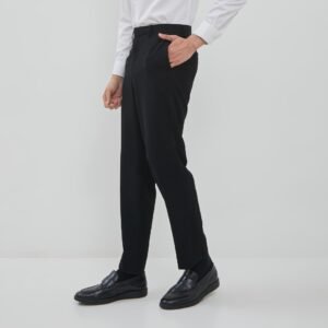 Jobb Moresby Celana Panjang Pria Regular Fit Hitam