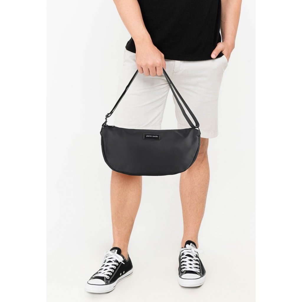 Pierre Cardin Tas Selempang Body Bag Pria Wanita Sling Bag Nilon Hitam 9112833901BLA - Image 2